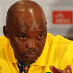 Mosimane: Wary of Amakhosi