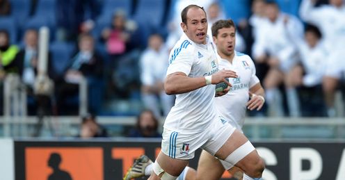 Italy s N 8 and captain Sergio Parisse Italy s N 8 and captain Sergio Parisse