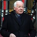 Dave Whelan: Broke his leg playing for Blackburn in an FA Cup final