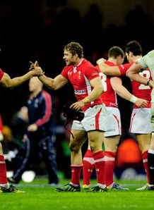Sam Waburton high five with Leigh Halfpenny Sam Waburton high five with Leigh Halfpenny