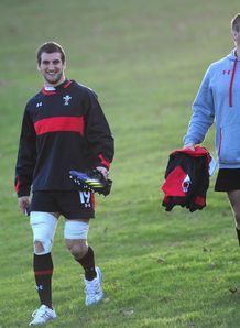 Sam Warburton walking to training with Gethin Jenkins Sam Warburton walking to training with Gethin Jenkins