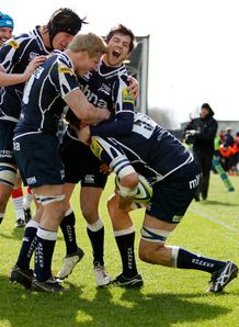 Tom Holmes try celebration Sale v Saracens