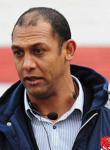 Salford caretaker Alan Hunte backed Brian Noble after the 24-18 defeat to Hull Salford caretaker Alan Hunte backed Brian Noble after the 24-18 defeat to Hull