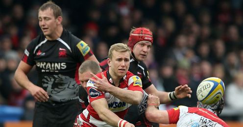 Dan Robson of Gloucester dispatches the ball Dan Robson of Gloucester dispatches the ball