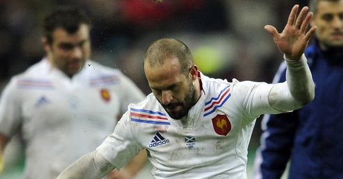 France v Scotland Frederic Michalak kicks France v Scotland Frederic Michalak kicks