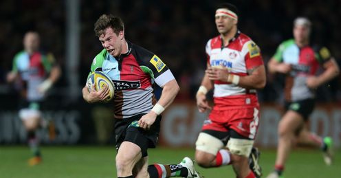 Sam Smith of Harlequins breaks clear to score Sam Smith of Harlequins breaks clear to score