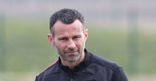 RYAN GIGGS MANCHESTER UNITED CHAMPIONS LEAGUE TRAINING FOOTBALL