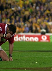 2001 - British and Irish Lions captain Martin Johnson #4 Rob Henderson #12 dejected after the third Test defeat 2001 - British and Irish Lions captain Martin Johnson #4 Rob Henderson #12 dejected after the third Test defeat
