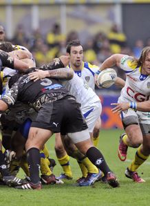 Clermont s South African flanker Gerhard Vosloo v Montpellier Clermont s South African flanker Gerhard Vosloo v Montpellier