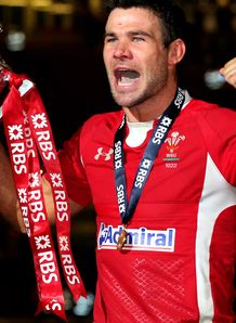 SKY_MOBILE Mike Phillips wales SKY_MOBILE Mike Phillips wales