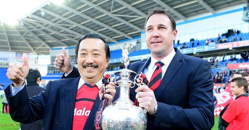 Tan: should he leave Mackay alone to get on with his job?
