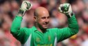 Reina content with Liverpool
