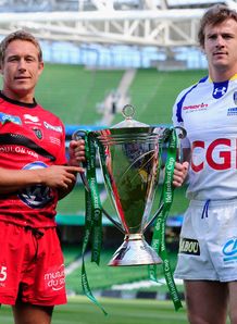 Toulon captain Jonny Wilkinson l and Clermont Auvergne captain Aurelien Rougerie pose with the Heineken Cup Toulon captain Jonny Wilkinson l and Clermont Auvergne captain Aurelien Rougerie pose with the Heineken Cup