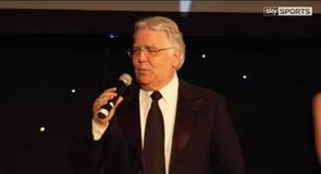 Kenwright pays Moyes tribute