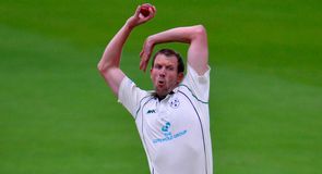 Worcestershire hammer Kent