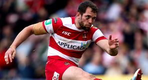 Warriors blow away Broncos