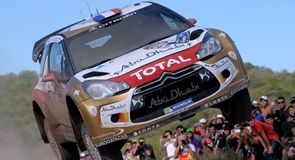 Eight in a row for Loeb