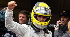 Rosberg claims Monaco pole