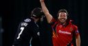 Essex keep semi hopes alive