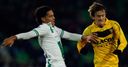 Van Dijk close to Celtic move