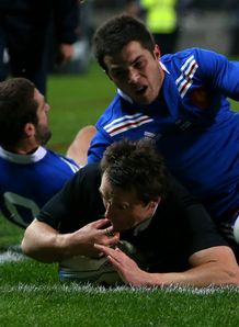 Ben Smith scores for New Zealand against France third Test New Plymouth Ben Smith scores for New Zealand against France third Test New Plymouth