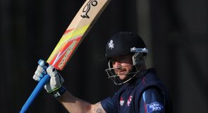 Kent beat Sussex in thriller