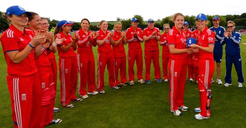 Natalie Sciver receiving her cap from England skipper Charlotte Edwards