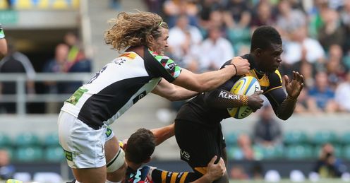 Christian Wade of Wasps is held by George Lowe and Luke Walllace Christian Wade of Wasps is held by George Lowe and Luke Walllace