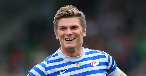 Owen Farrell smiling for Saracens Owen Farrell smiling for Saracens