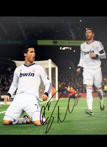 Ronaldo Signed Photo