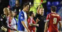 Davies plans striker signing