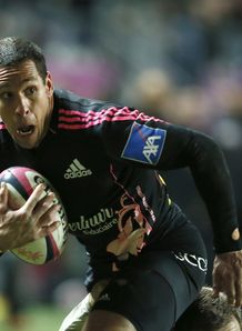 Stade Francais wing Julien Arias L Stade Francais wing Julien Arias L