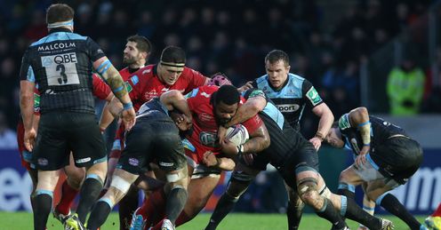 Toulon s Mathieu Bastareaud C is stopped by the Glasgow Warriors defendce Toulon s Mathieu Bastareaud C is stopped by the Glasgow Warriors defendce