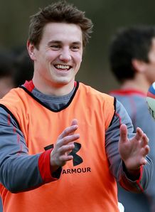 SKY_MOBILE Jonathan Davies Wales training SKY_MOBILE Jonathan Davies Wales training