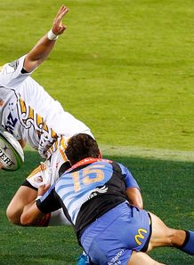 Gareth Anscombe Chiefs v W Force SR 2014 Gareth Anscombe Chiefs v W Force SR 2014