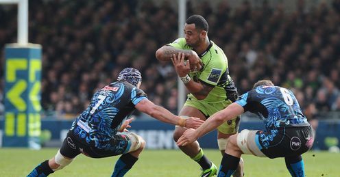 Samu Manoa of Northampton runs into Ben White 7 and Dave Ewers of Exeter Samu Manoa of Northampton runs into Ben White 7 and Dave Ewers of Exeter