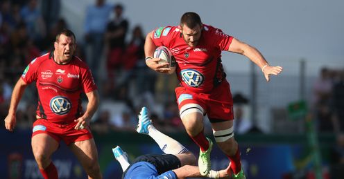 Daniel Rossouw of Toulon moves past Shane Jennings Daniel Rossouw of Toulon moves past Shane Jennings