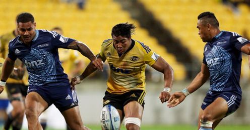 julian savea kicks ahead hurricanes v blues 2014 julian savea kicks ahead hurricanes v blues 2014