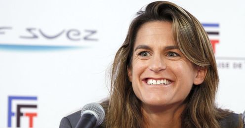 Mauresmo starts her partnership with Murray at Queen's