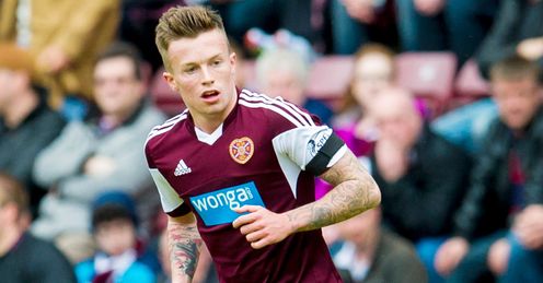 Oliver signs fresh Hearts deal