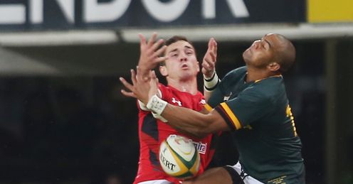 GEORGE NORTH OF WALES AND CORNAL HENDRICKS SOUTH AFRICA JUMP FOR THE BALL GEORGE NORTH OF WALES AND CORNAL HENDRICKS SOUTH AFRICA JUMP FOR THE BALL