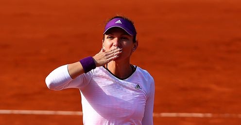 Simona Halep faces Maria Sharapova in the French final