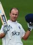 Trott signs new contract