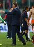 Van Gaal shows Dutch courage