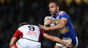 Leeds survive Giants comeback