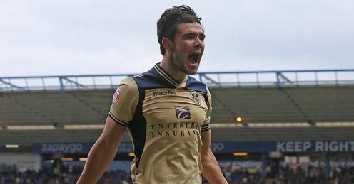 Leeds' Mowatt looking up