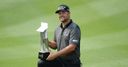 Moore retains Classic title