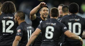 England edged out in Dunedin