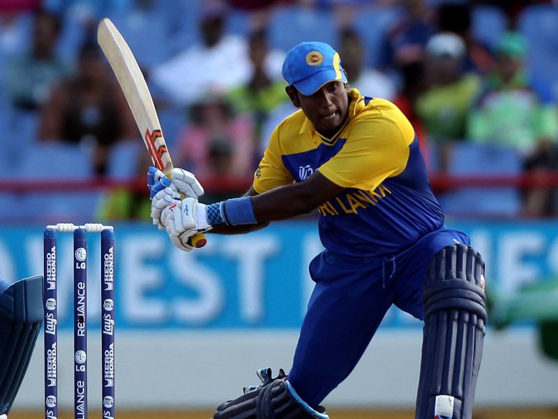 Angelo-Mathews-India-v-Sri-lanka_2452398.jpg