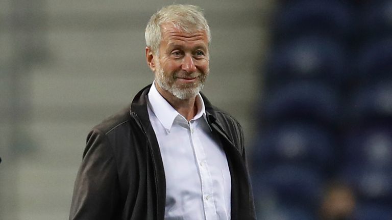 Roman Abramovich on the pitch following his teams win during the 2021 Champions League final (Pic: David Klein/CSM via ZUMA Wire)